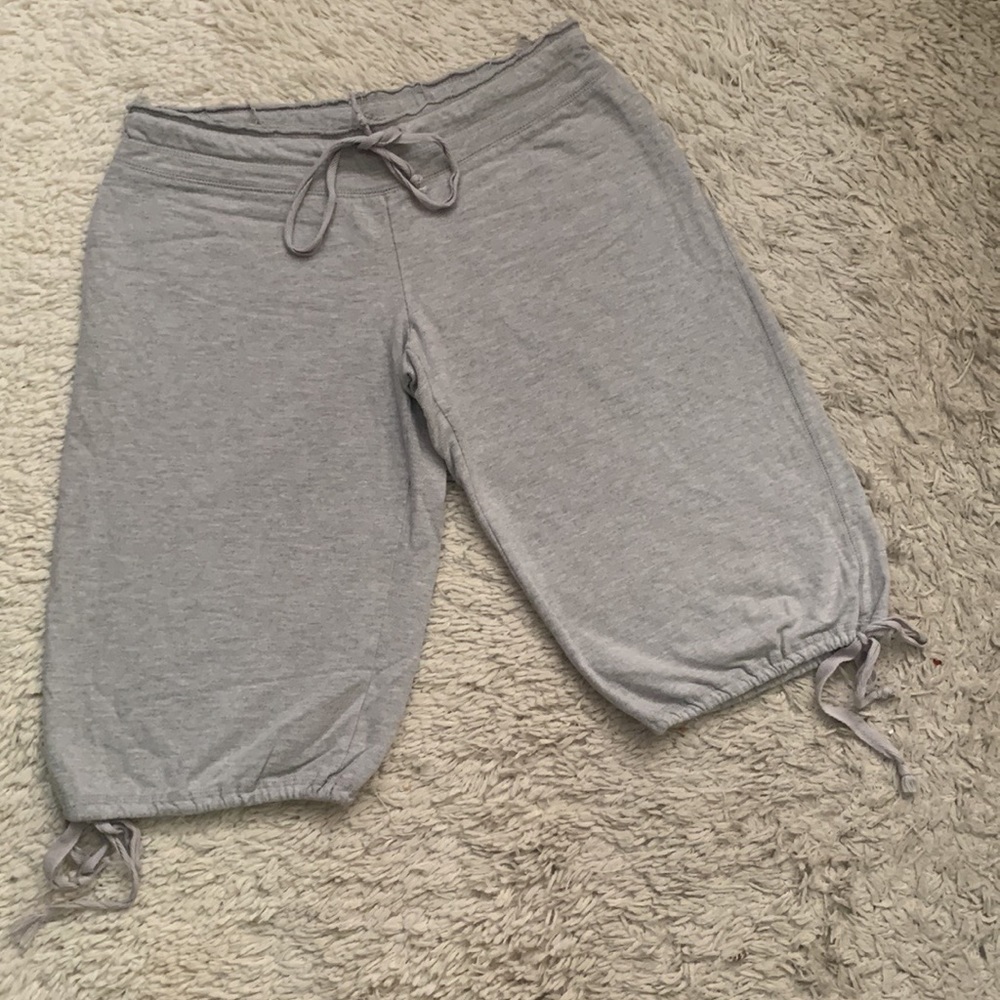 Y2K gray low rise drawstring capri sweatpants